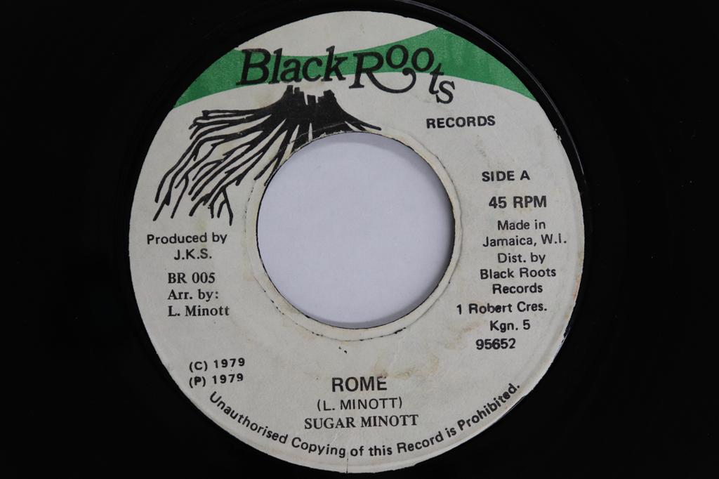 7inch Record SUGAR MINOTT / BLACK ROOTS PLAYERS - Rome / Savage Dub BR005 Black Roots 1979 Jamaica Reggae, Ska & Dub Used