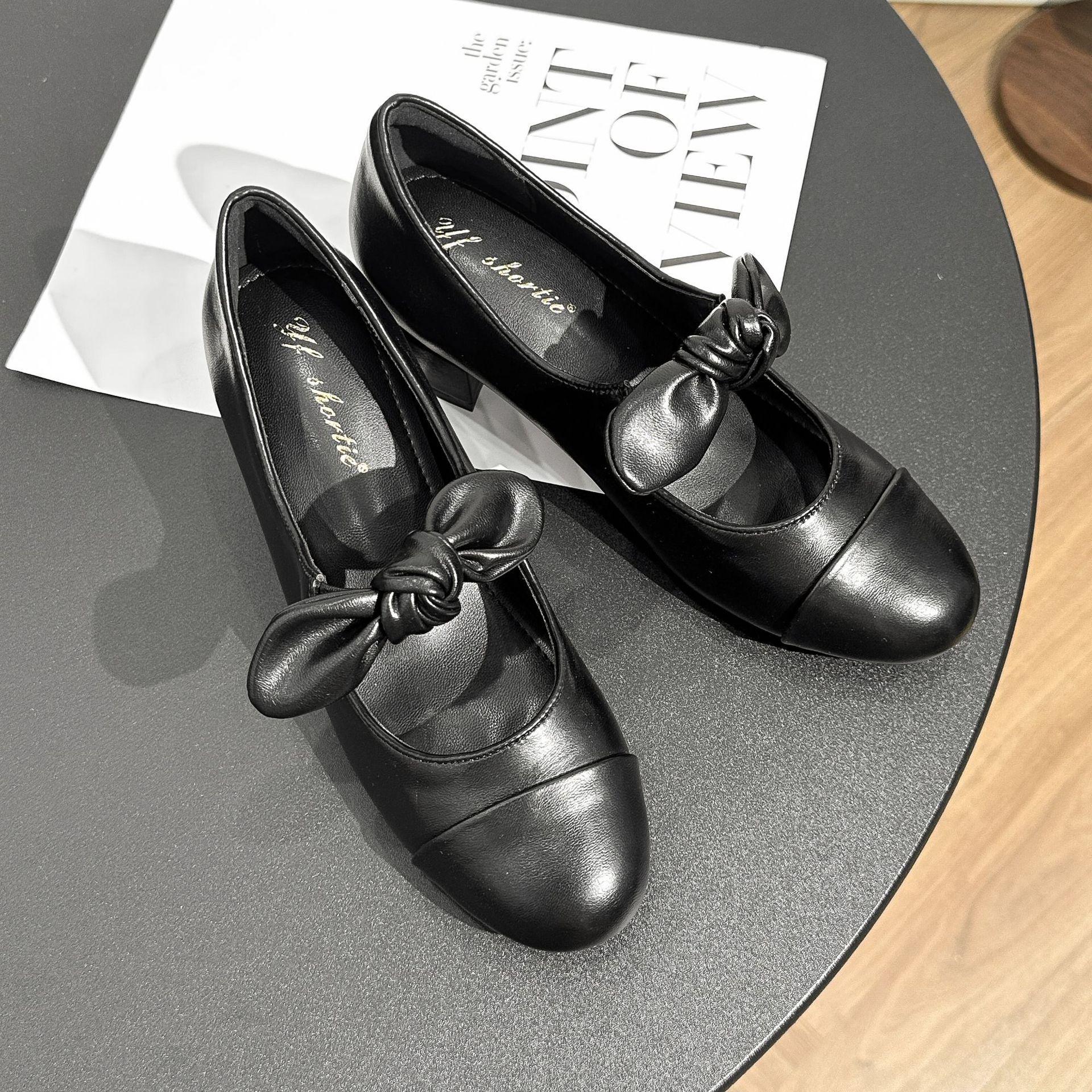 

Sheepskin~ inner height increase thick heel single shoes women s height increase 7cm bow color matching round head high heel small fragrant Mary Jane 39 чорний