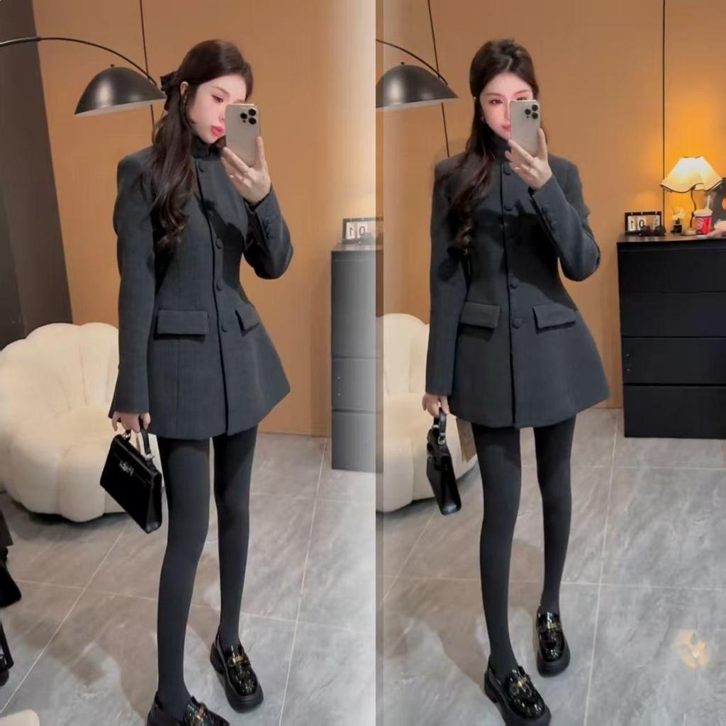 Completo Giacca Nera Stile Hepburn a Vita Stretta & Pantaloncini - Inverno 2026 Estetica Francese