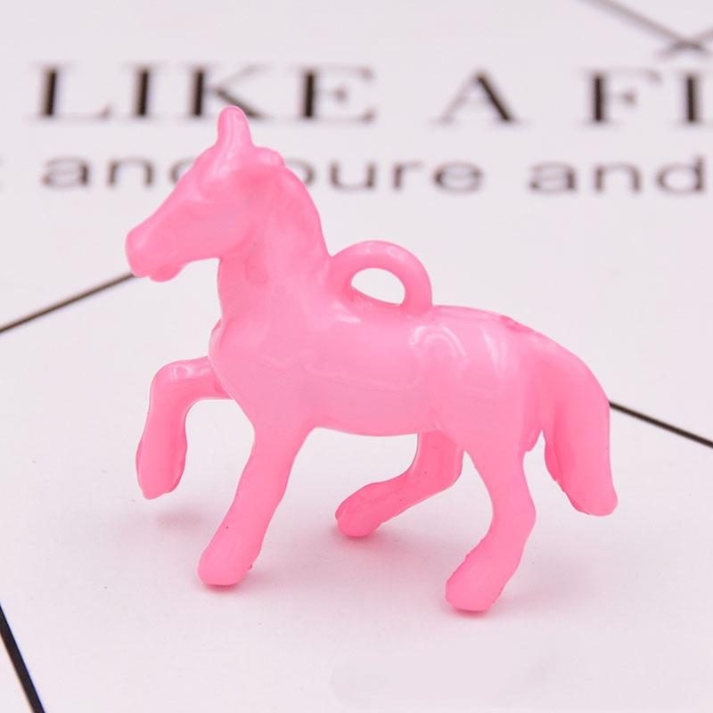 10 szt. Akrylowe Uv Błyszczące Kolorowe Charmsy Wisiorki 3D Konia Do Tworzenia Biżuterii Naszyjnik Kolczyki Bransoletka Akcesoria DIY