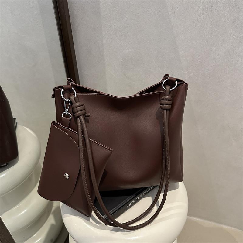 Large Capacity Pu Tote Bag With Magnetic Closure For Daily Use And Street Style Fashion