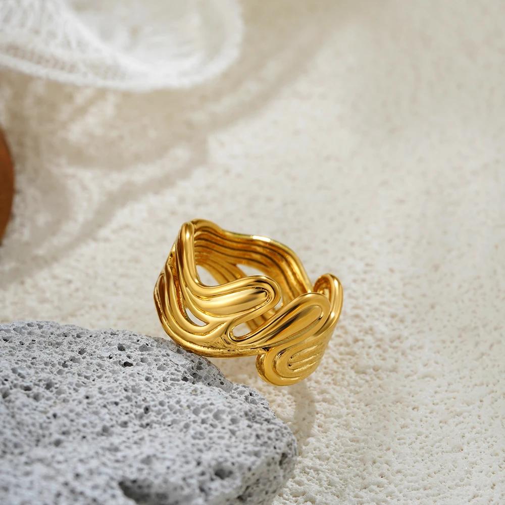 Classic Designer Geometric Irregular Ring for Women Stainless Steel Metal Hollow Out Striped Statement Knuckle Rings Wed Jewelry