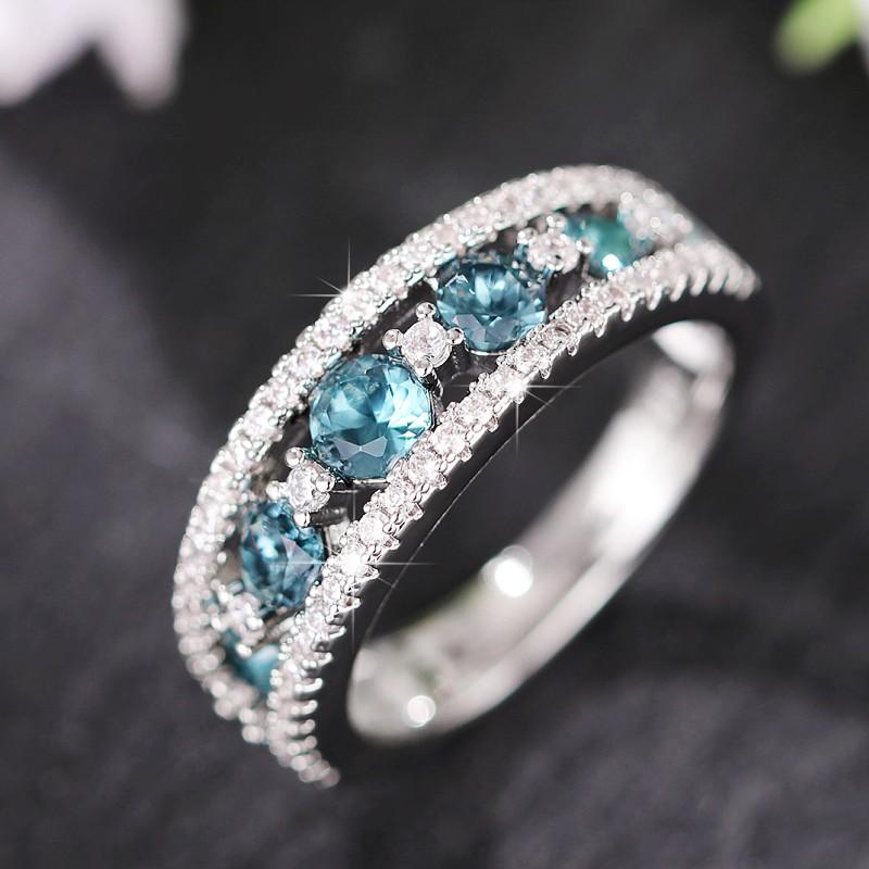 Huitan Elegant Blue CZ Finger-ring for Women Wedding Party Daily Wear Fashion Sparkling Lady Rings Drop Shipping Jewelry Anillos