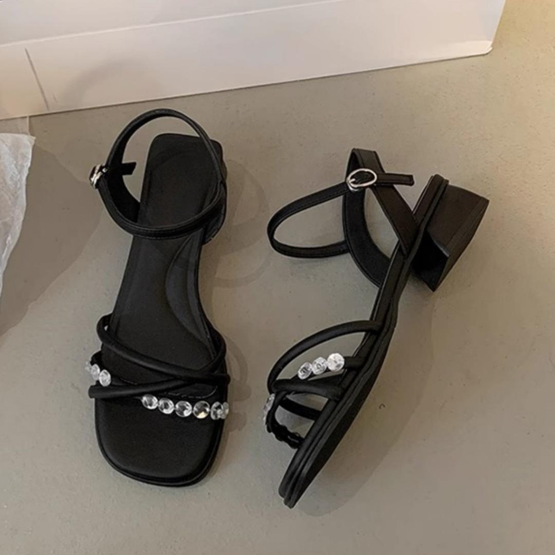 

French open-toed rhinestone sandals 2025 summer new fashion thick heel square head one-word button with skirt 35 чёрный