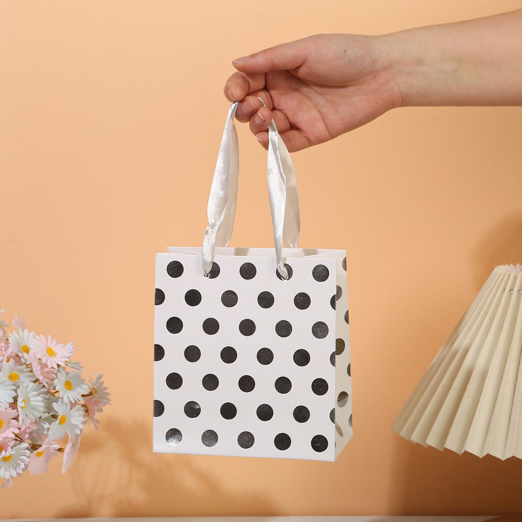 12pcs Polka Dot Gift Bags With Straps Paper Party Favor Bags For Weddings Birthdays Baby Showers Boutique Gifts For Event