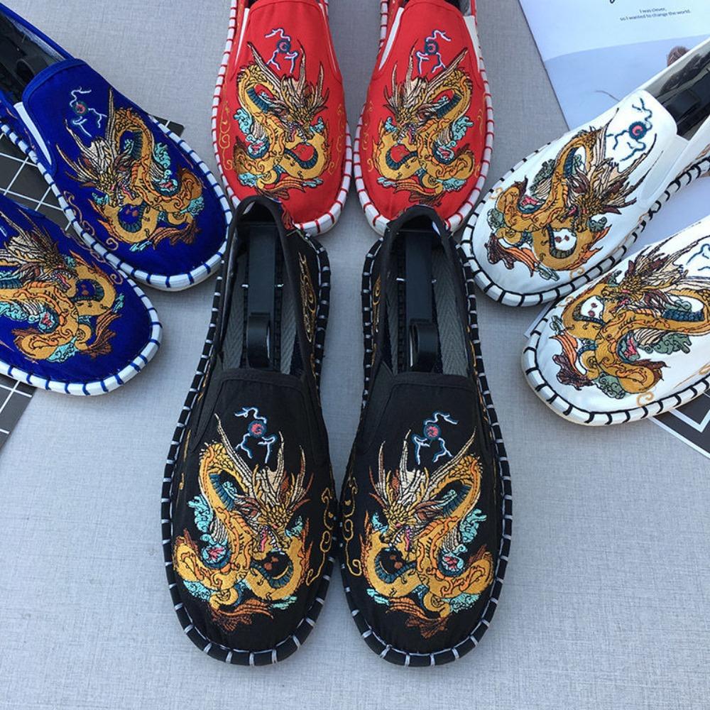 

Canvas Shoes Men s Embroidery Breathable Casual Shoes 36