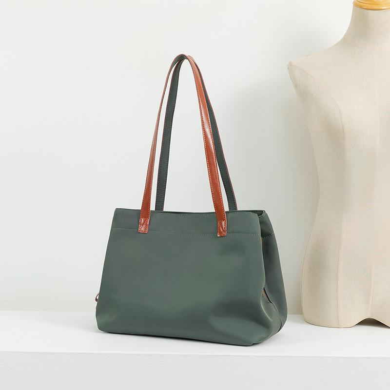 Large Bag Women Casual Nylon Oxford Cloth Large Capacity Tote Bag with A Single Shoulder Bag Tide Canvas Handbag