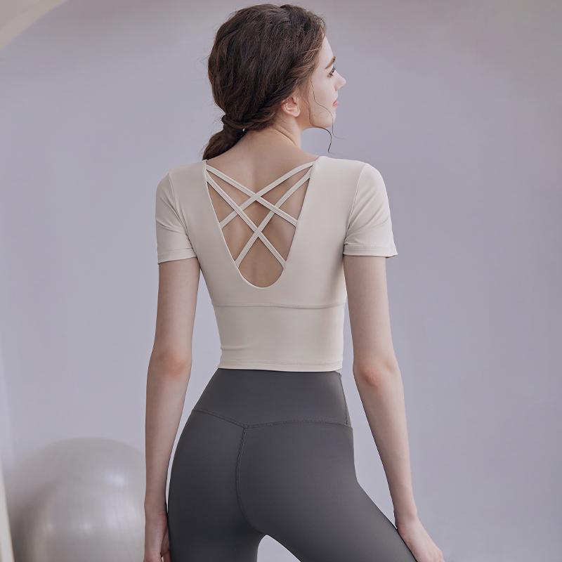 Women s Summer Yoga Top & Pilates Training Set with Chest Pads – Short Sleeve Fitness Wear Small