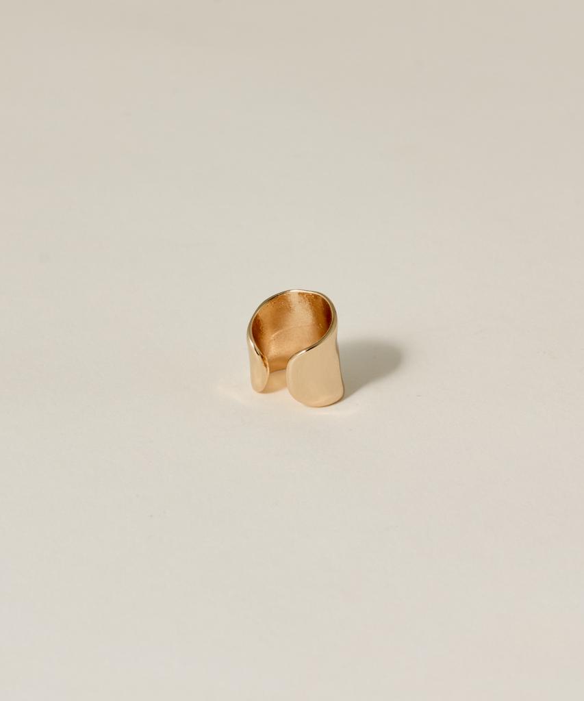 Novice Tokyo Bubble Ear Cuff / Gold