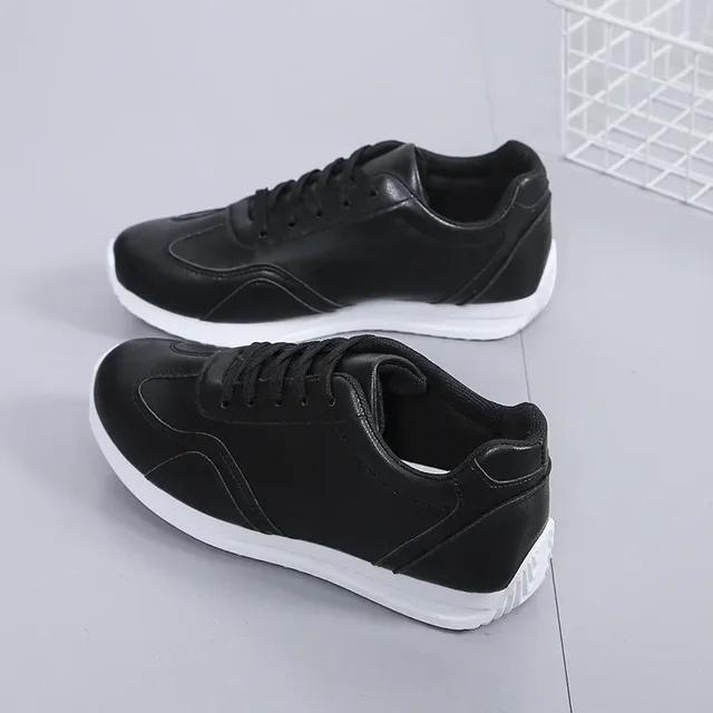 Sports Shoes for Women's Spring New Versatile and Comfortable Casual Board Shoes with Leather Surface and Waterproof Single Shoe