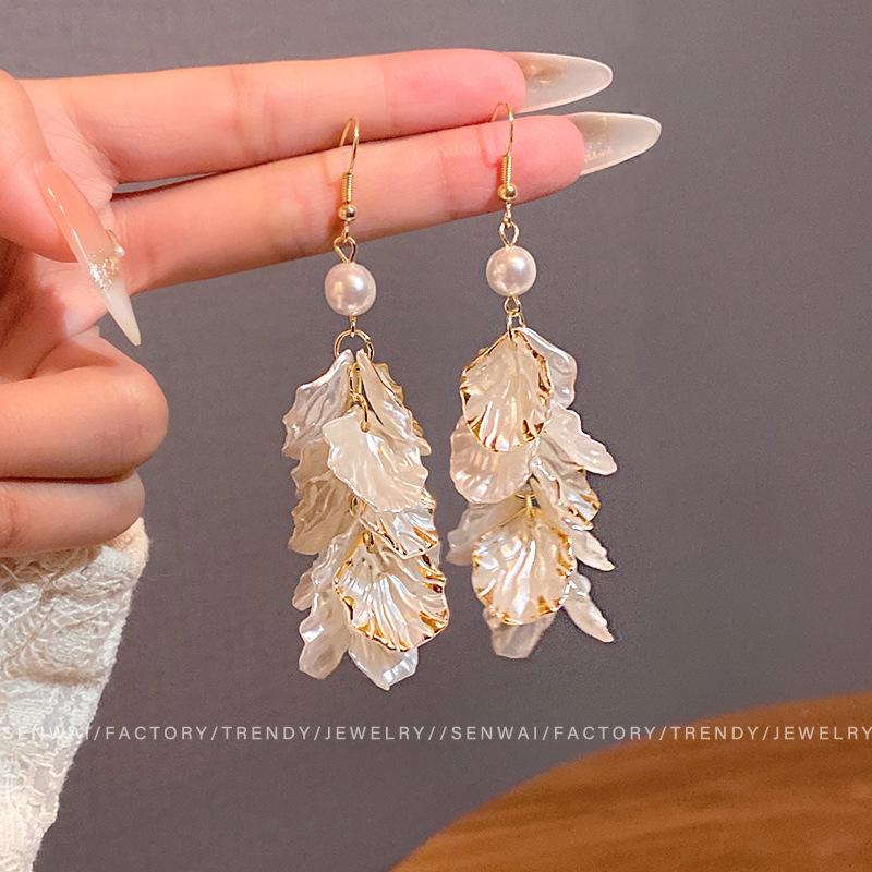 French shell petal fringed earrings women s light luxury stud earrings seaside vacation wind ears