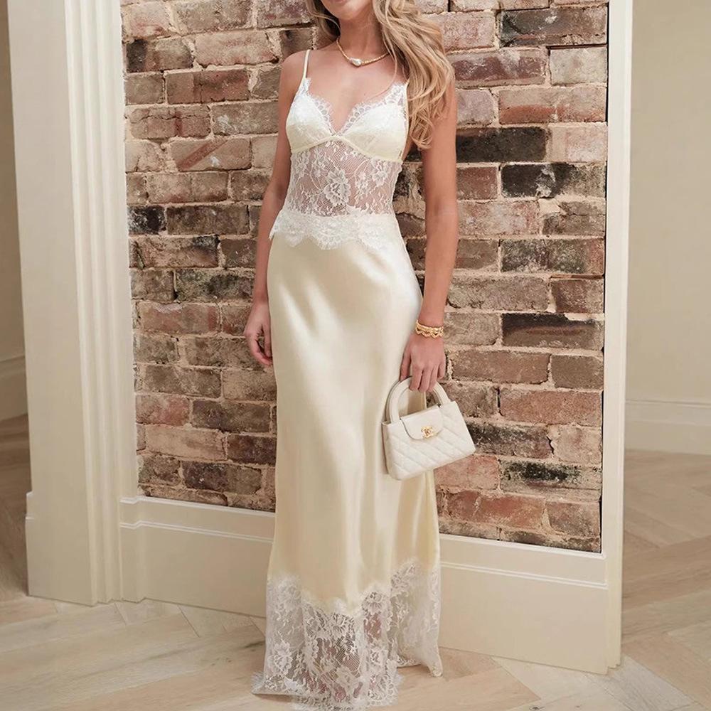 Elegantes Maxikleid mit tiefem V-Ausschnitt, Spitzen-Patchwork, Spaghettiträgern und offenem Rücken