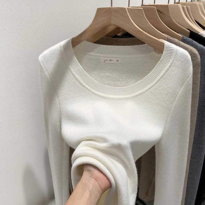 Korean European Style Women's Autumn/Winter Velvet Knit Round Neck Long Sleeve Base Layer, Unique 2025 Design.