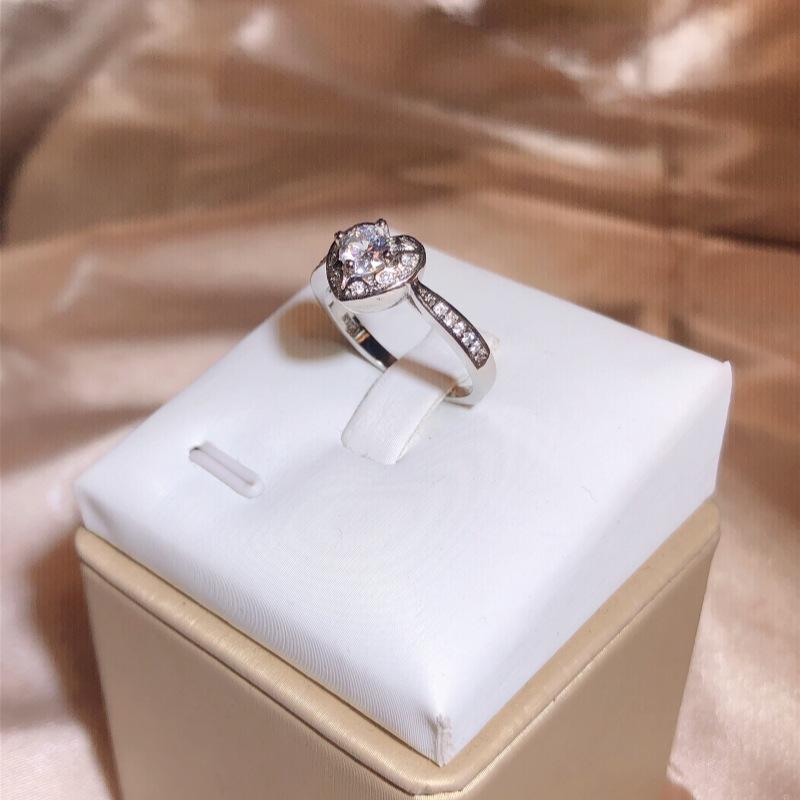 European and American Accessories Simulated Diamond Heart-shaped Ring Silver Jewelry Fashionable and Versatile Rings Without Fading Birthday Gifts