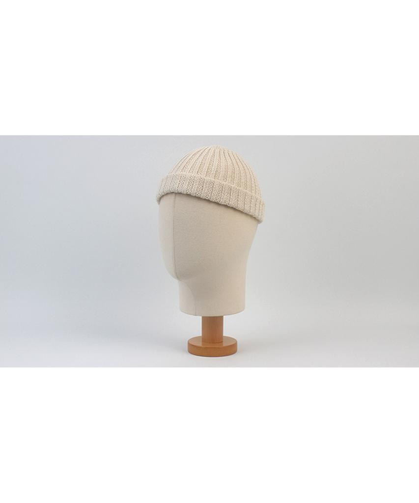Yunibeosyeolkemiseuteuli Cool Ivory Knit Watch Cap