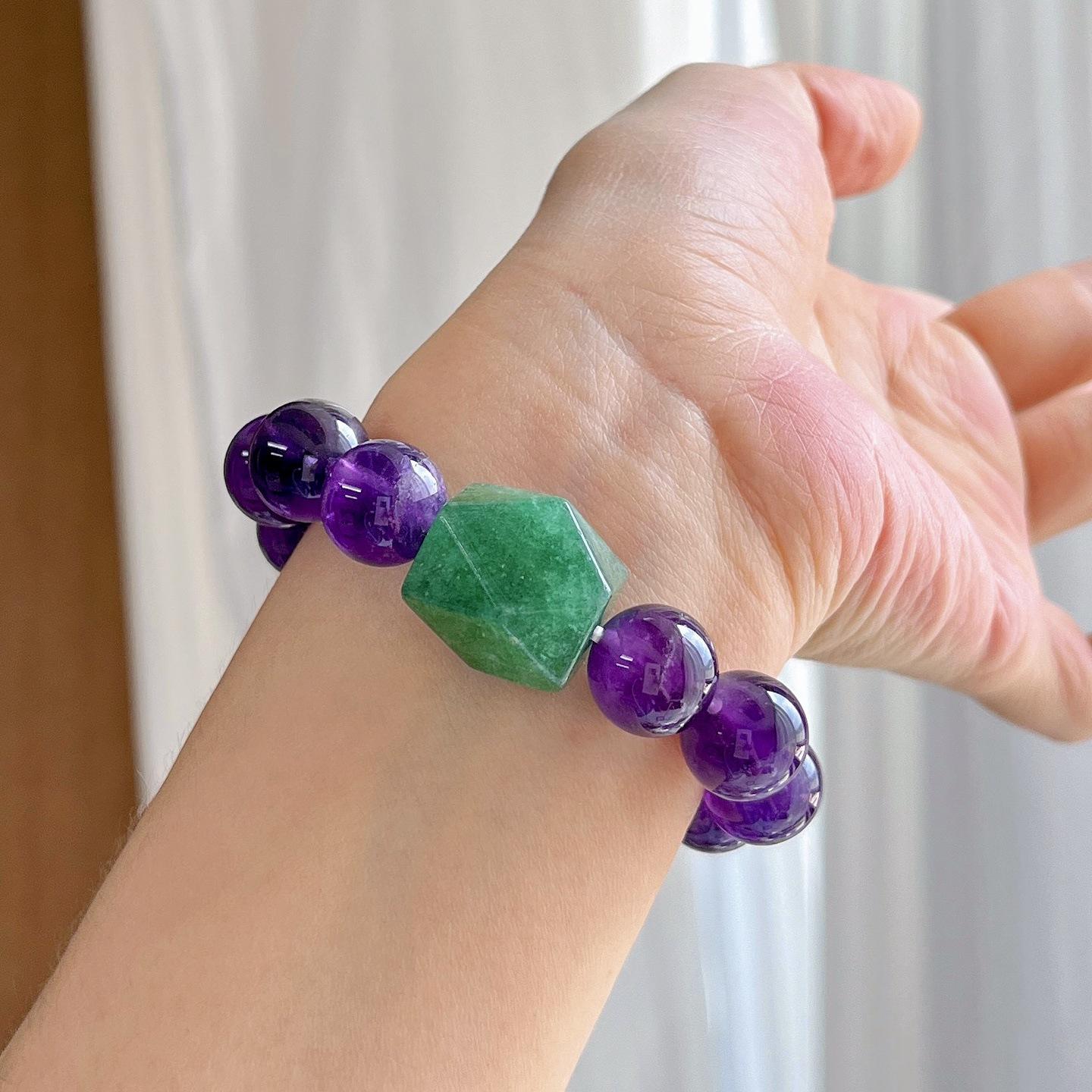 12Mm High Quality Royal Grape Purple Natural Amethyst Green Strawberry Crystal Design Bracelet