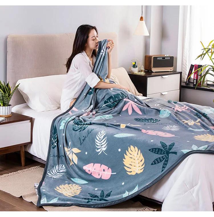 Rose Floral Throw Blanket Soft Cozy Flower Blankets, Fluffy Fuzzy Rosebuds Print Blankets for Girls Women Gifts Sofa Couch Decor