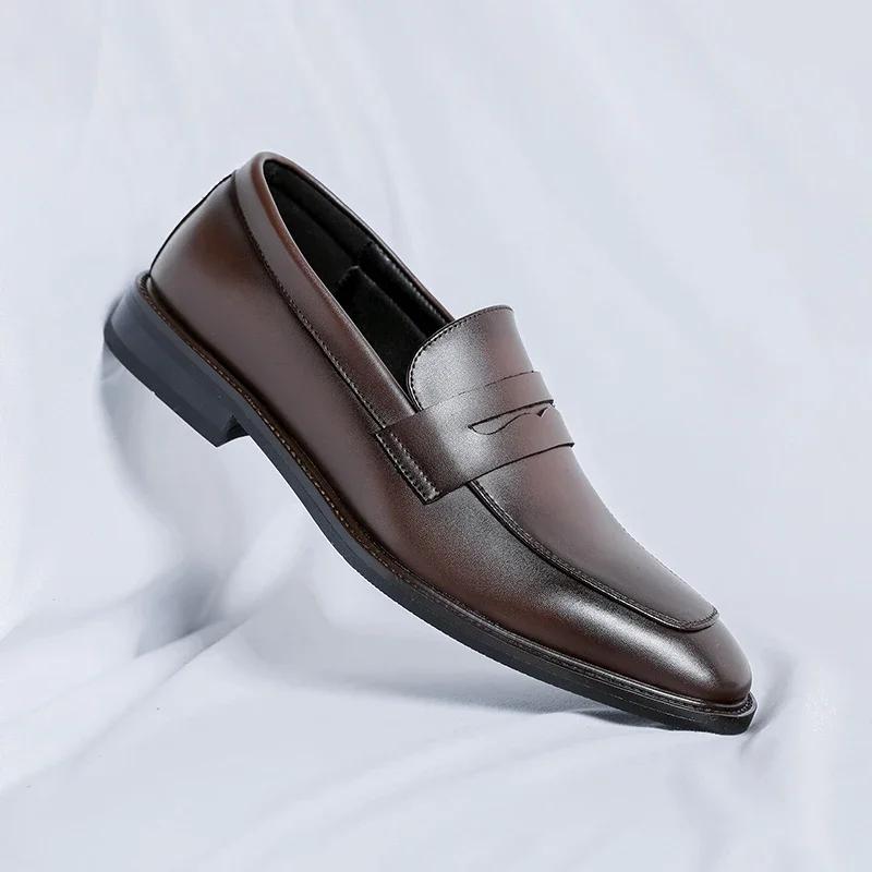 Hot Sale Elegantes Leather Slip on Mens Loafers Comfy Walking Men Casual Shoes Fashion Designer Moccasins Drive Shoes For Man