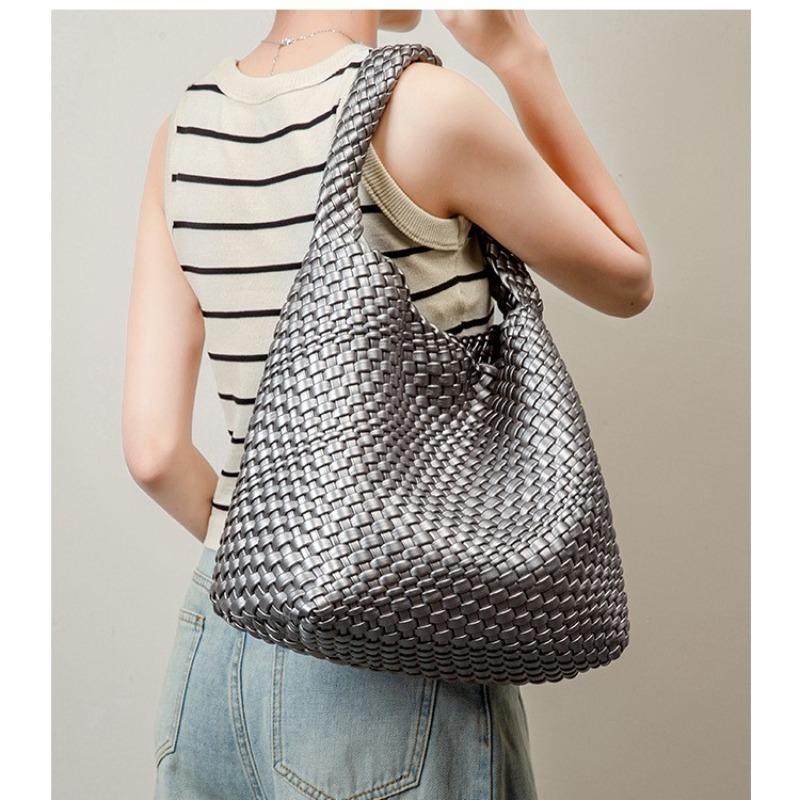 New Large-capacity Mother and Child Bag Fashion Trend Armpit Bag Simple Pure Woven Women's Bag