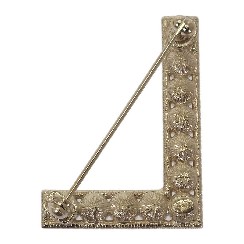 Chanel AB1368 Brooch Gold Metal Women