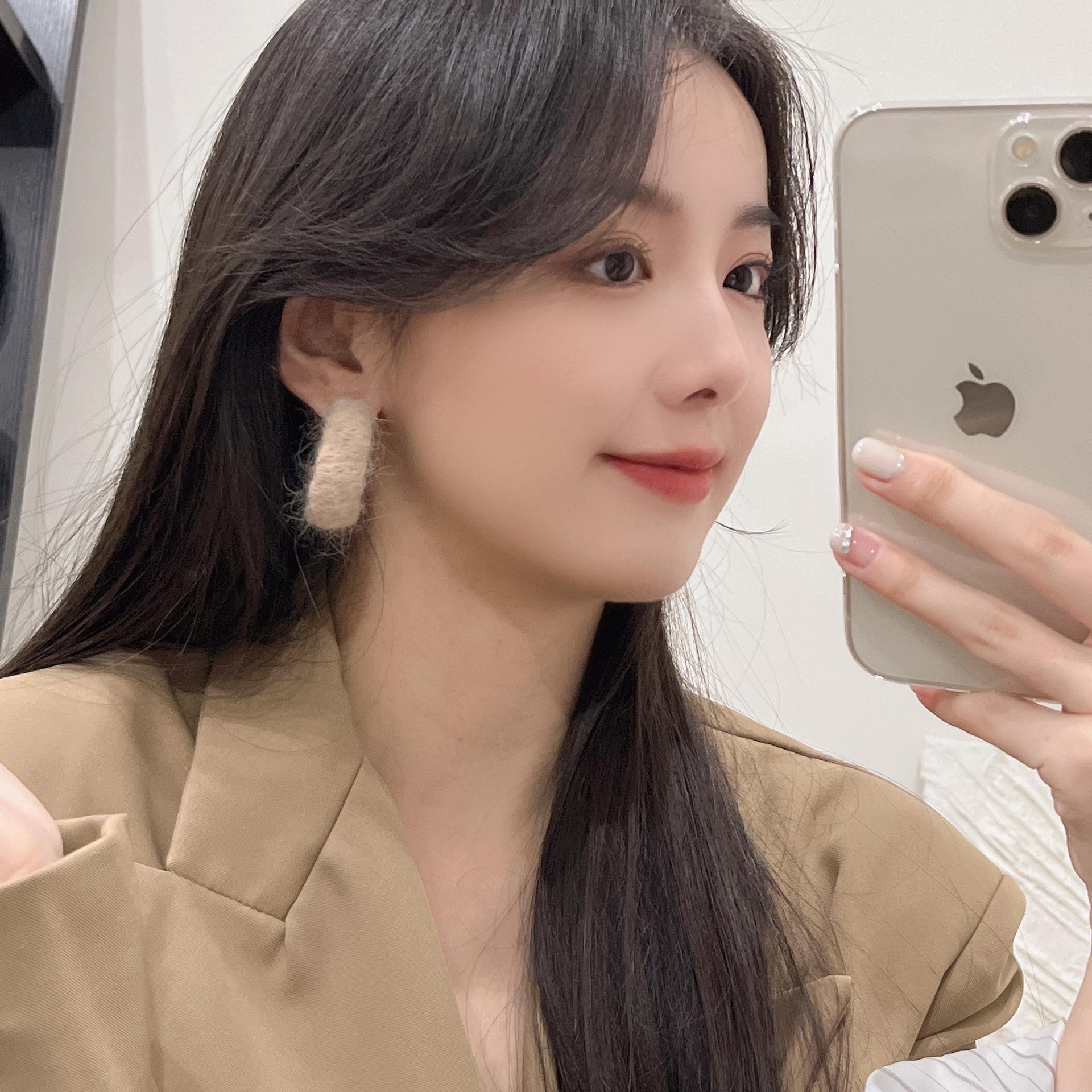 

Тенденция 2022 года: Плюшевые серьги-каффы для женщин – Высококлассный уникальный дизайн пусет хаки