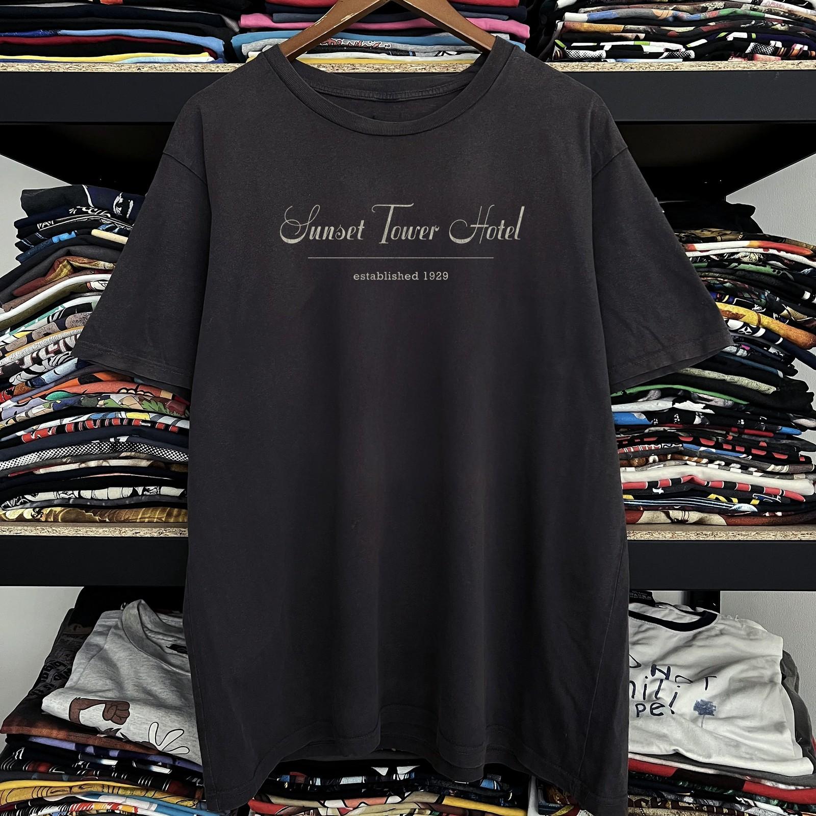 Sunset Tower Hotel Classic T-Shirt Black M XL