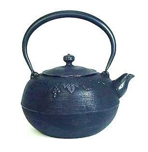 Nambu Iron Kettle, Grape Pattern, Black, 2.0L