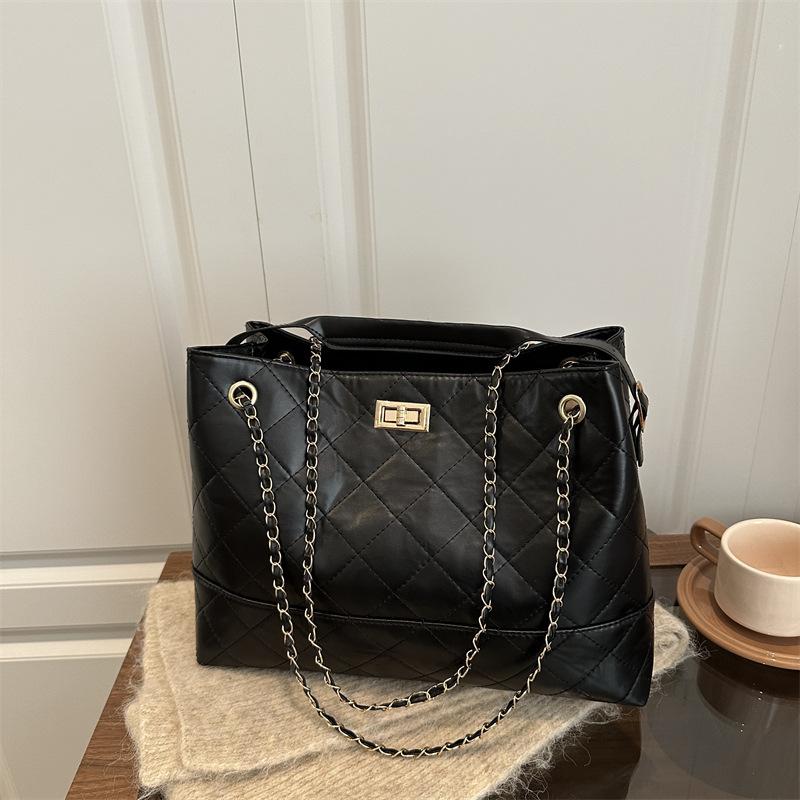 Fashion Retro Large-capacity Commuter Tote Bag Women's New Messenger Bag Daily Underarm Shoulder Bag