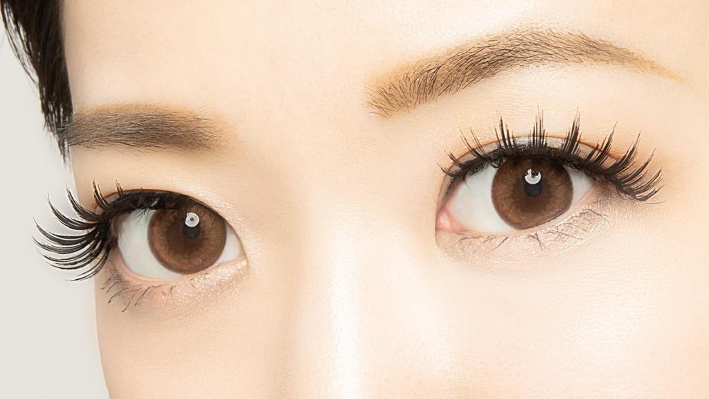 DiamondLash Product Comes In a Box of 3 [3 Pairs] [Angel Eye] This Pairs.