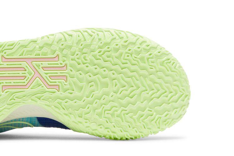 Men's Sneakers Sue Bird x Nike Kyrie Low 4 EP 'Dynasty'