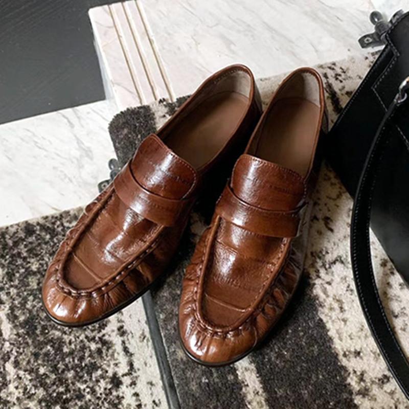 Fashion Retro Brown Soft Leather Brand Flats Women Fashion Pleated Design Loafers Comfort Outdoor Commuting Office Shoe Zapatos De Mujer