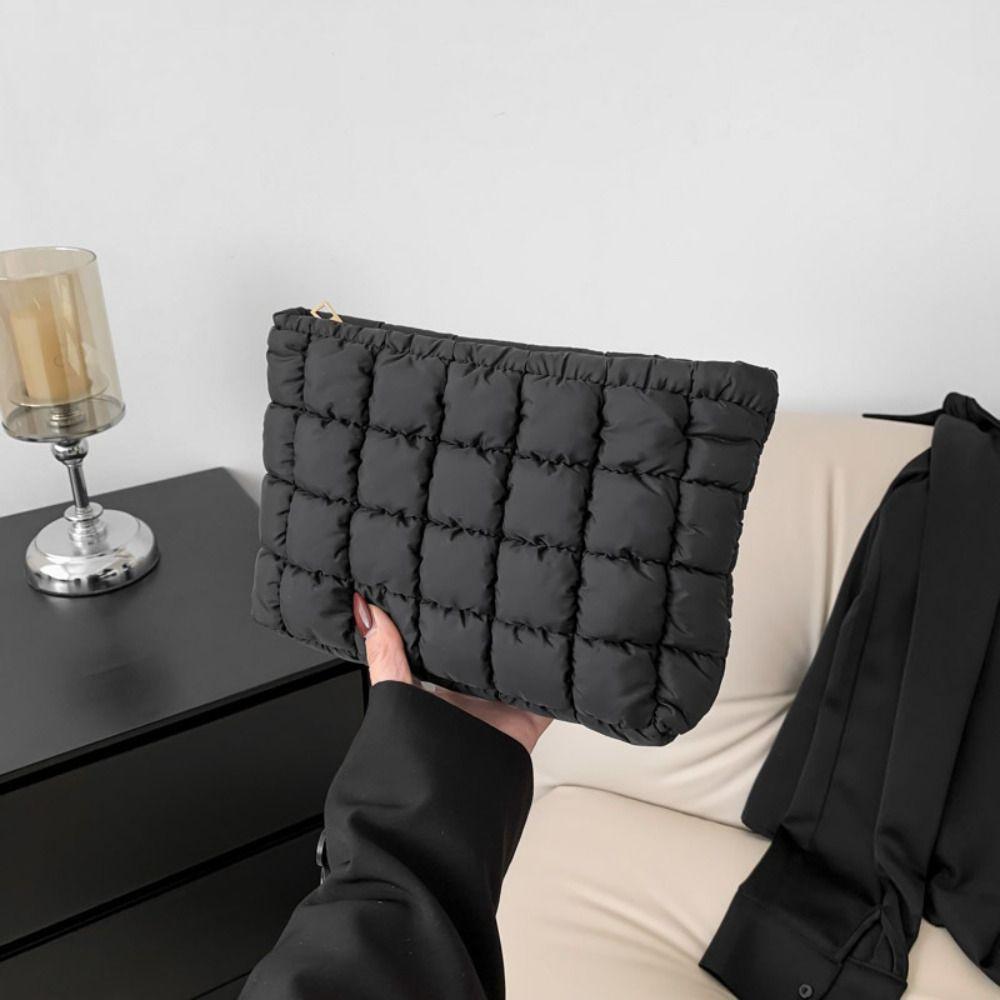 Puffy Cotton Clutch Bag Storage Bag Cosmetic Bag Portable Quilted Padded Makeup Bag  Women