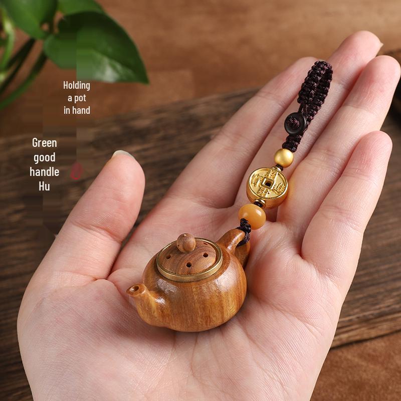 Green Sandalwood Keyring Car Keychain with Small Teapot Pendant Ornament