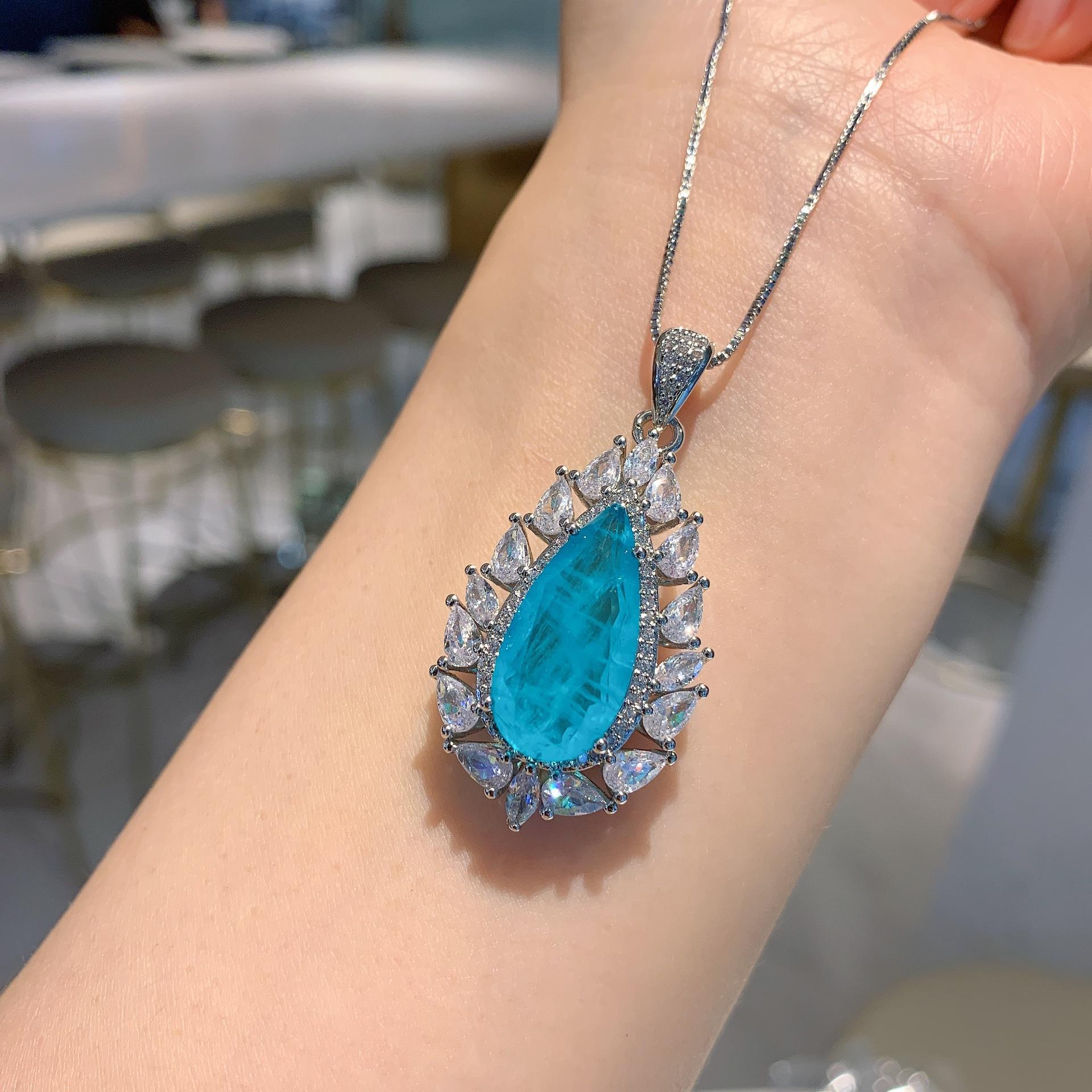 

Jewelry Simulation Color Treasure Big Water Drop Pendant Necklace Earrings Jewelry Set Ladies Gift