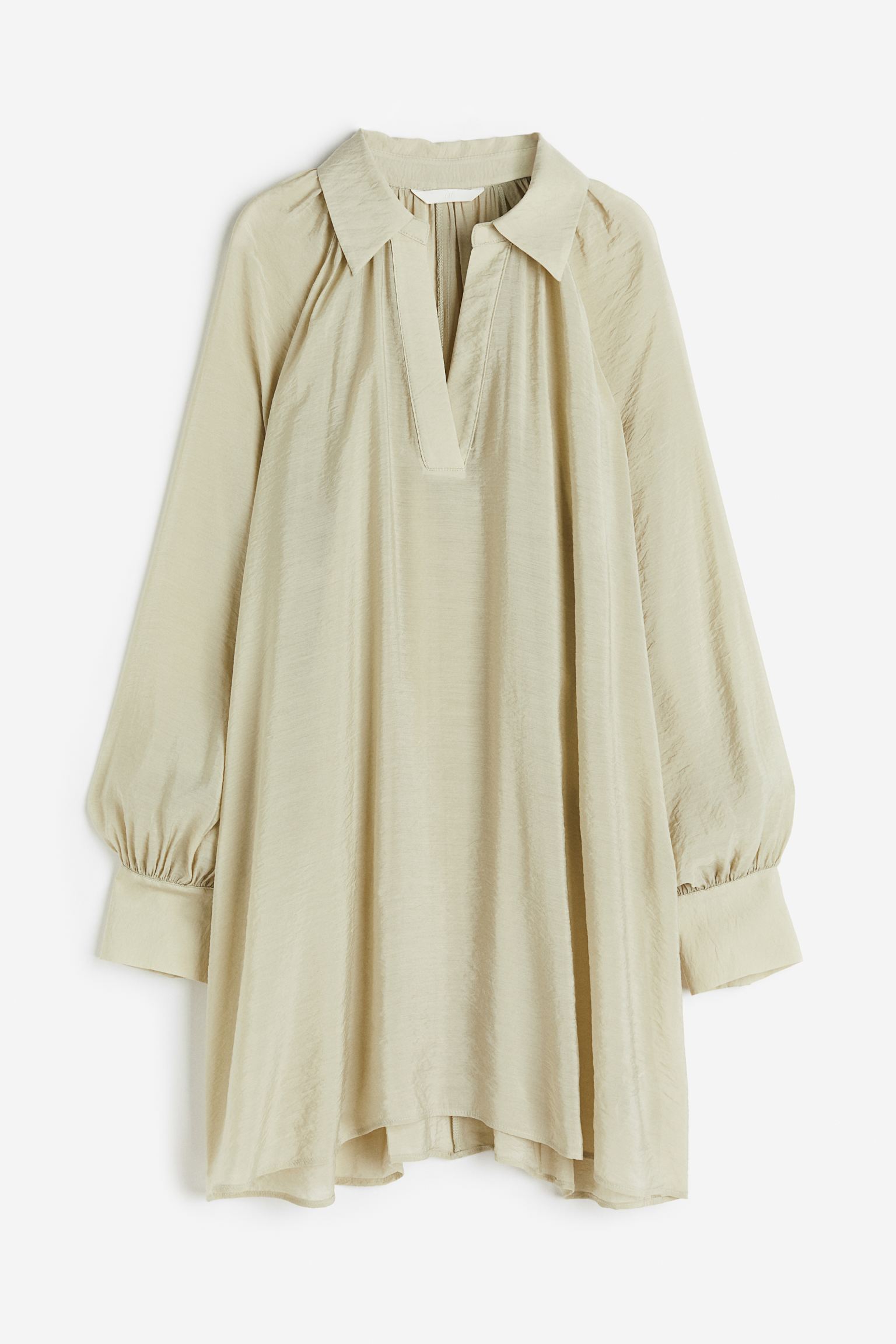 

Платье-туника с объемными рукавами