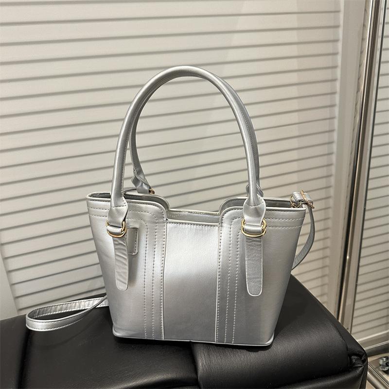 Soft Bag, Mint Mambo Korean Niche Tote Bag, Versatile Portable Messenger Bag, Women's 2025 New Model