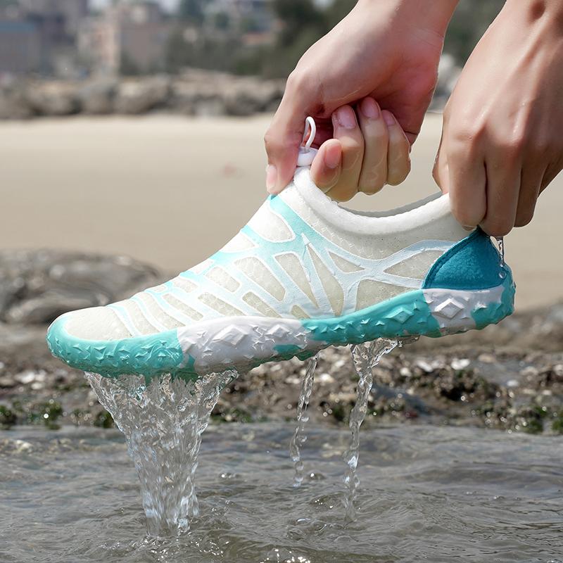 Quick Drying Beach Water Shoes Unisex Swimming Aqua Slippers Barefoot Surfing Upstream Sneakers Light Seaside Shoes