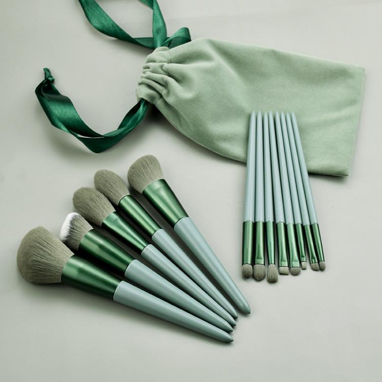 13-Piece Professional Makeup Brush Set with Soft Synthetic Bristles and Linen Bag