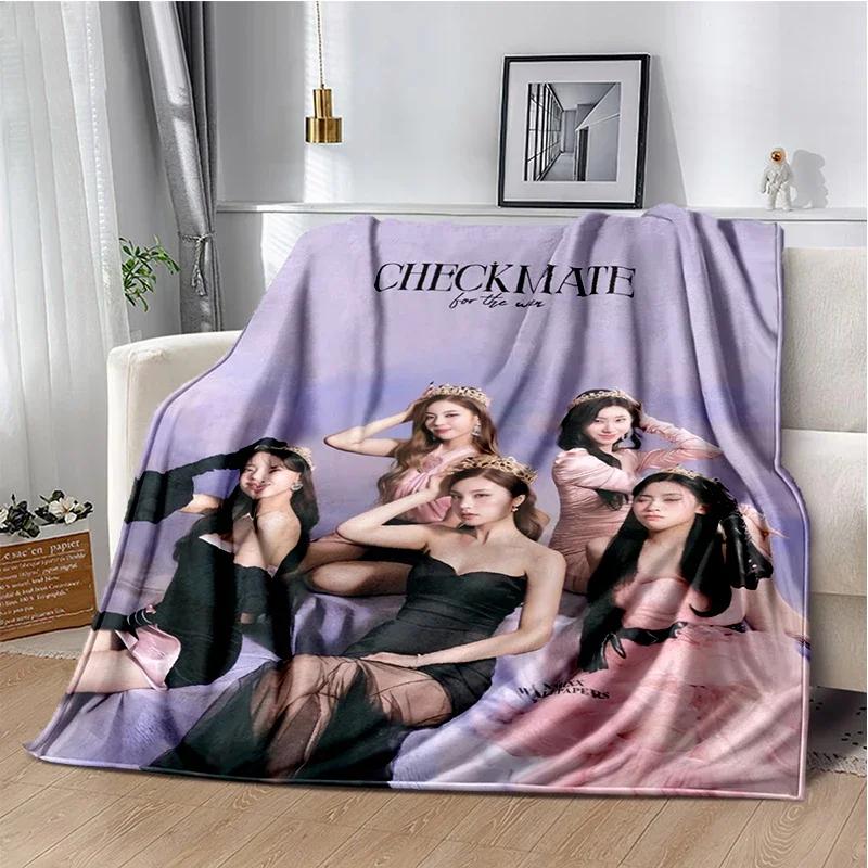 Itzy-Korean Girl Singing Group Throws Blanket for girl Sofa Bedding Couch Hiking Picnic Super Soft Flannel Blanket birthday gift 75X95CM