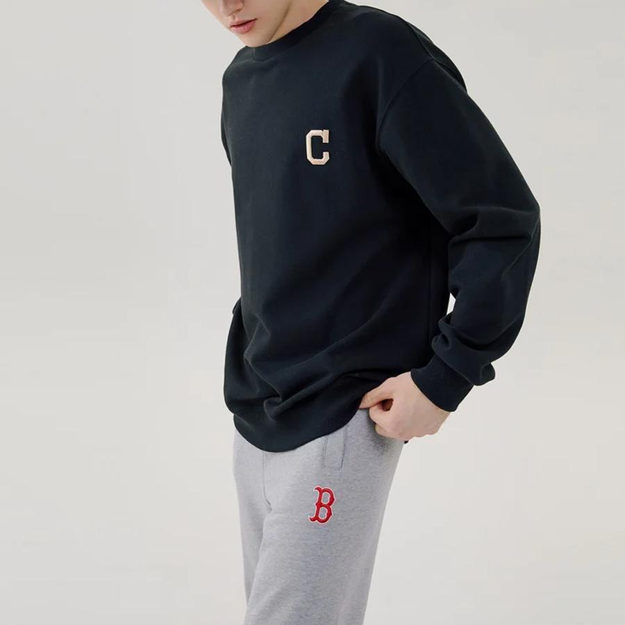 New MLB x Disney Sweatshirt Men's Black 31MTK2011-45L