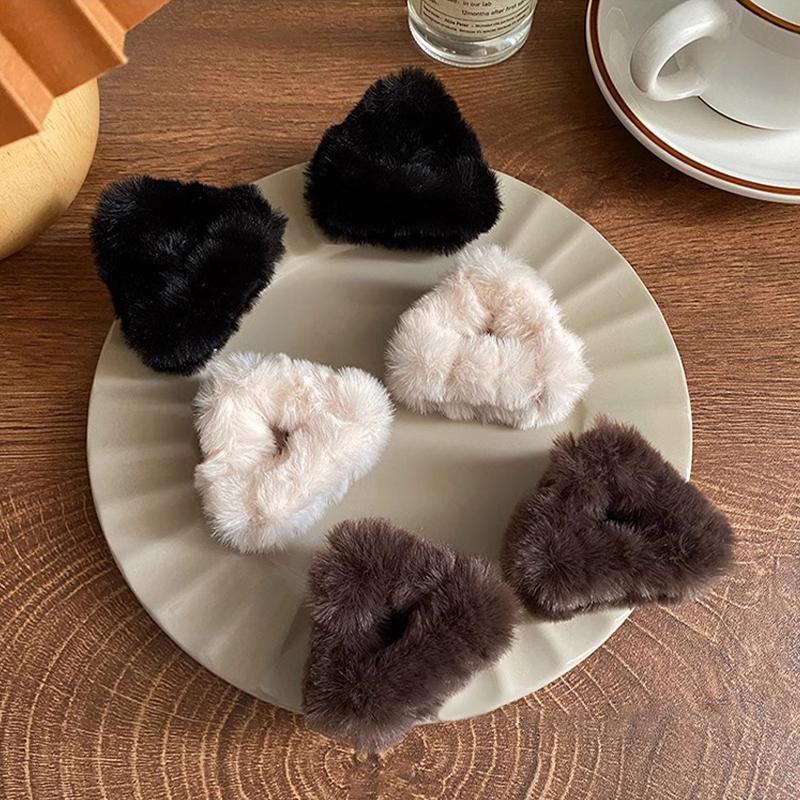 2Pcs Plush Cat Ears Hair Claw Women Side Clip Broken Hair Small Grab Clip Sweet Cute Princess Head Shark Clip Hairpin Headwear