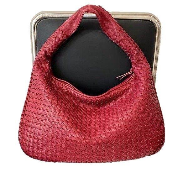French Style Underarm Bag, New High-end Woven Bag, Shoulder Handbag, Women's Atmospheric Versatile Commuter Bag