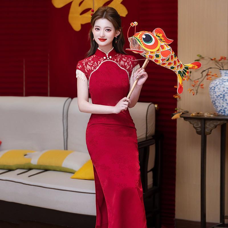 Elegant Red Lace Sleeveless Cheongsam Dress Wedding Guest Bridal Shower Banquet Chinese Style Long Qipao With High Slit