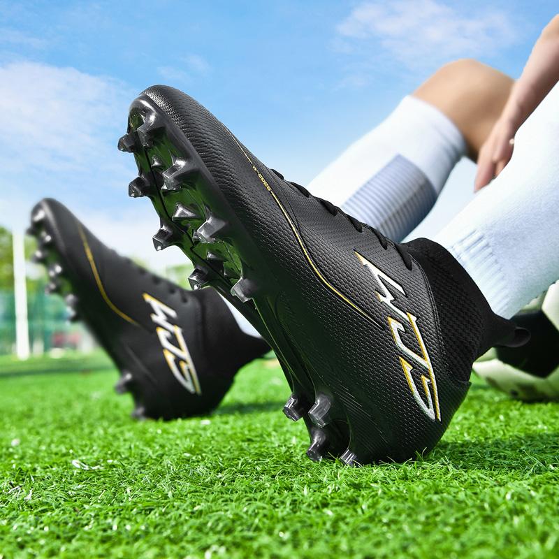 New Men Football Shoes High Quality Fast Soccer Shoes Society Cleats Professional Football Field Boots AG Sneaker High Cut