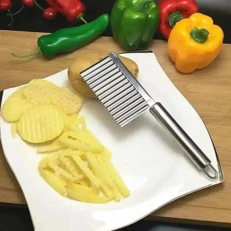 Nerezový nůž na vlnitý kráječ brambor Domácí krájení zeleniny Gadgety na hranolky Kuchyňské přenosné nástroje na zeleninu Velkoobchod