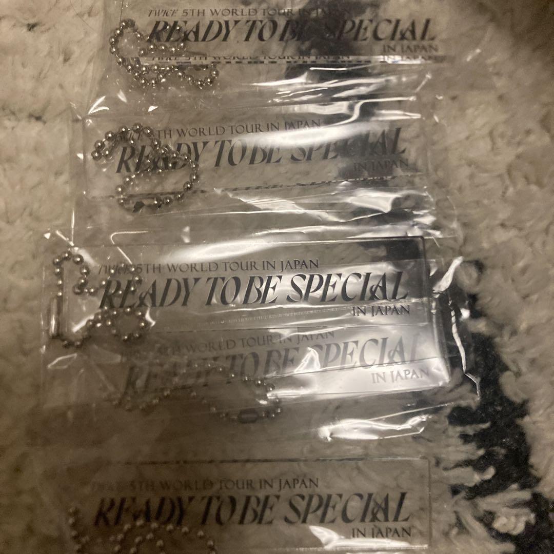 

[USED] TWICE Bonus Acrylic Keychain Tower Records Set of 5