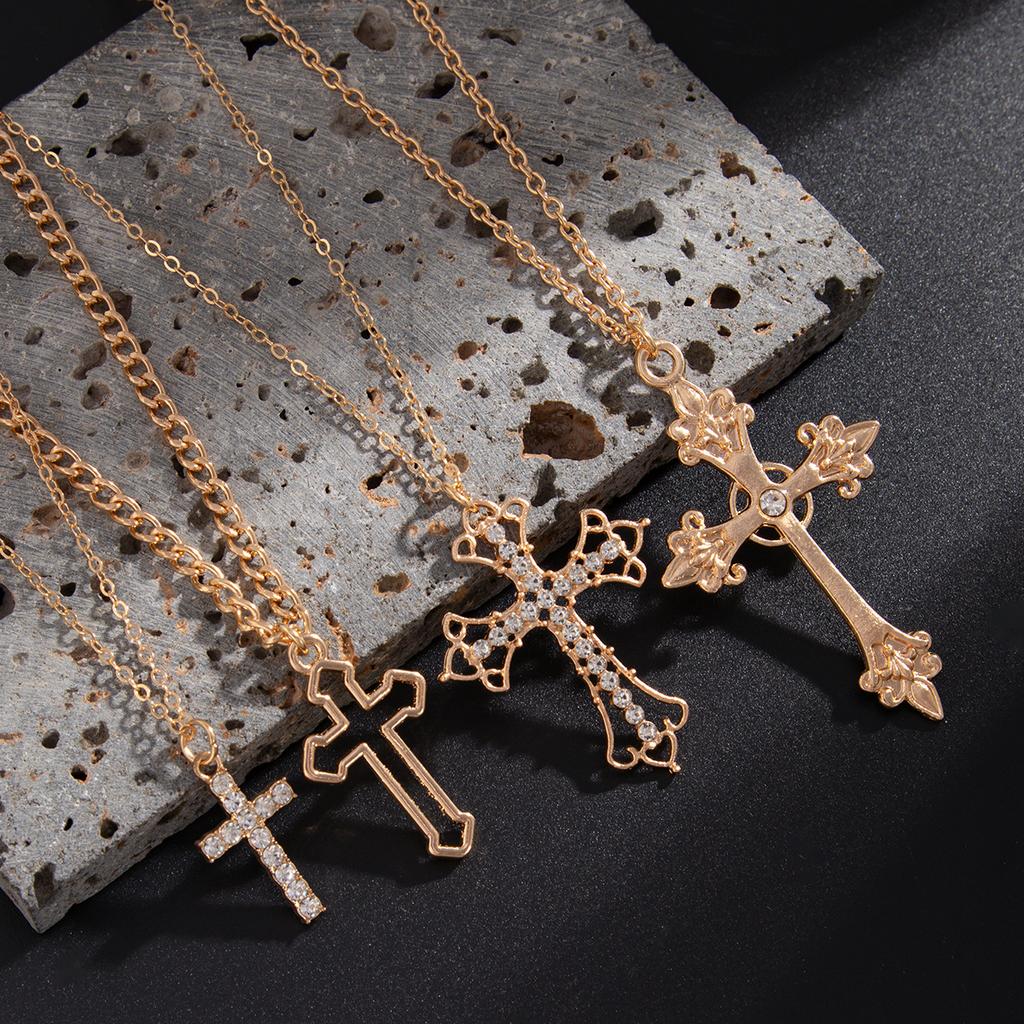 European and American Men's Cross Pendant Necklace Men's Hip-hop Niche High-end Collarbone Chain Jewelry