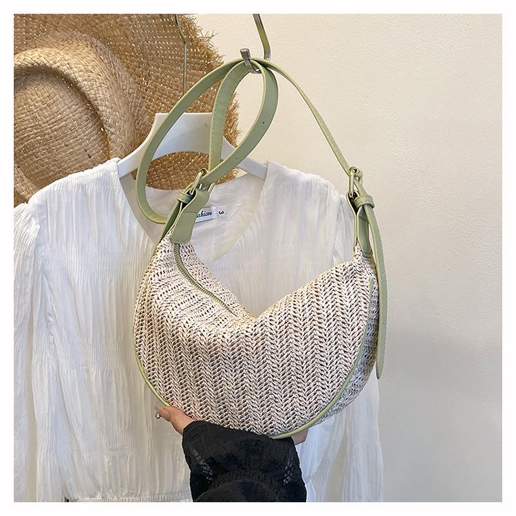 High-End Straw Woven Crescent Shoulder Bag: Fashionable, Pastoral Style, Hollowed-Out Versatile Handbag/Crossbody Bag for Casual Travel