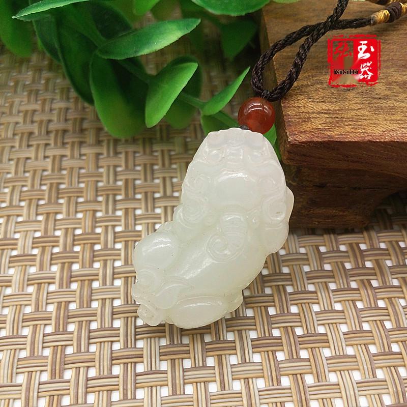 Afghan White Jade Three-Dimensional Pixiu Pendant