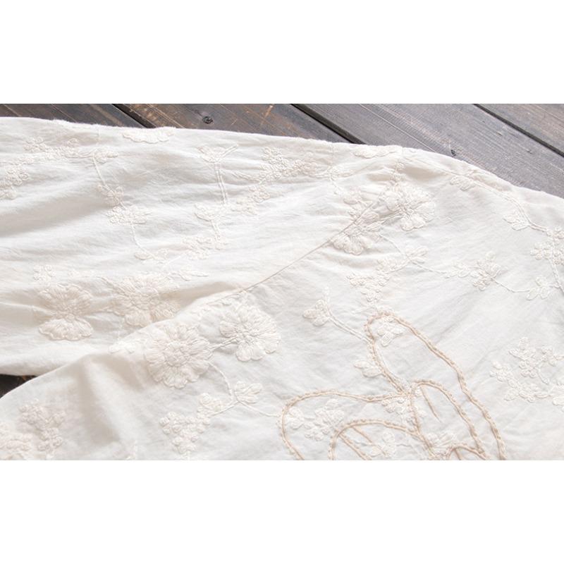 Butterfly Embroidered Long-sleeved Shirt Ladies Spring Chinese Style Loose Casual Shirt